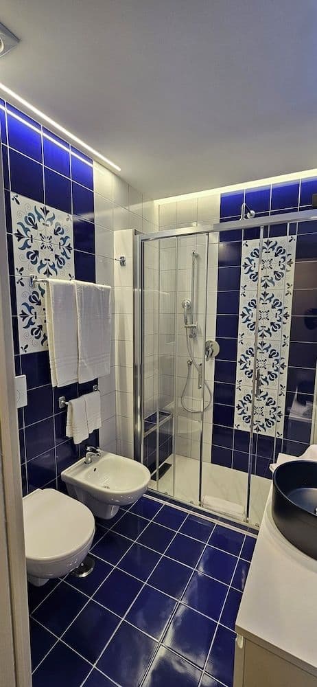 Classic Quadruple Room