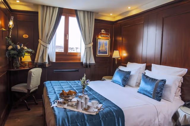 Superior Double or Twin Room, Lagoon View