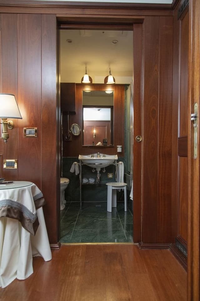 Superior Double or Twin Room, Lagoon View