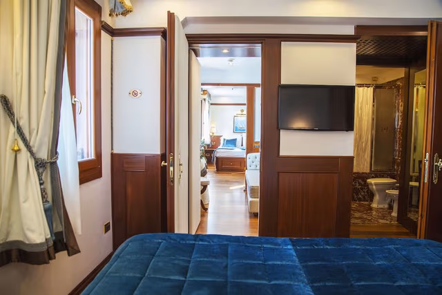 Junior Suite, Lagoon View