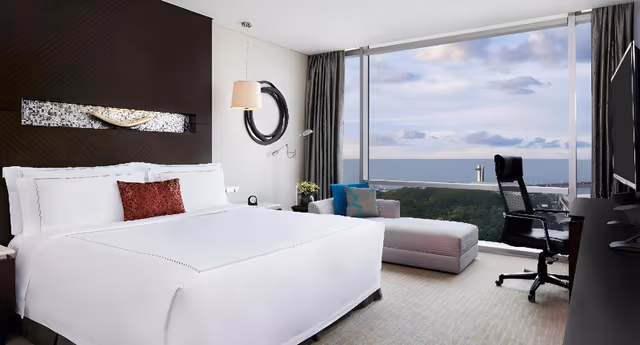 One-Bedroom King Suite with Ocean View