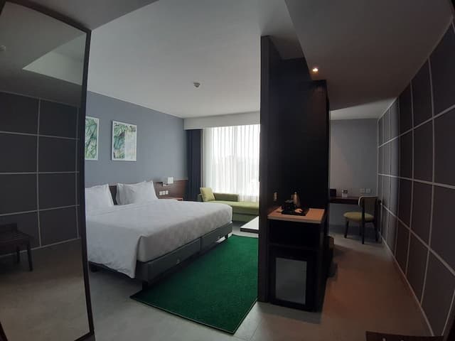 Grand Deluxe Room