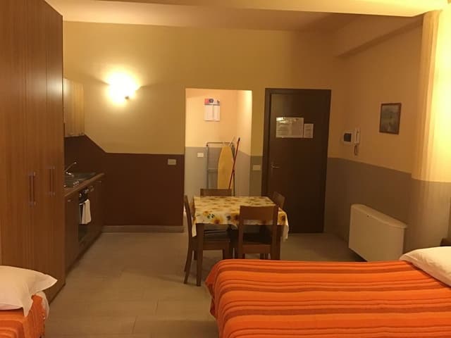 Family Studio (4 people)