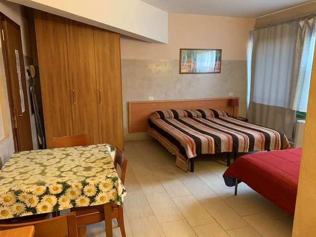 Family Studio (4 people)