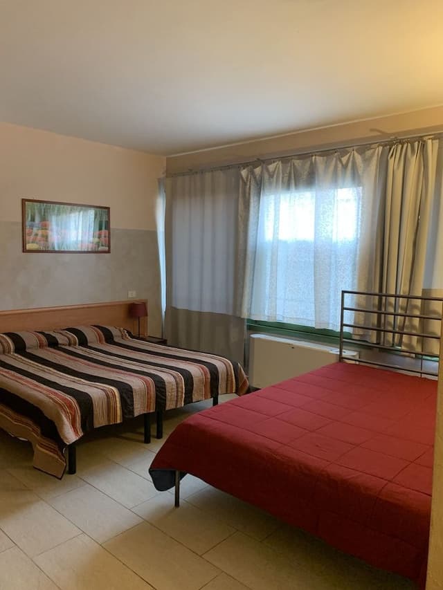Family Studio (4 people)