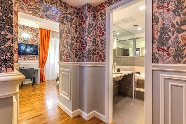 Royal Room