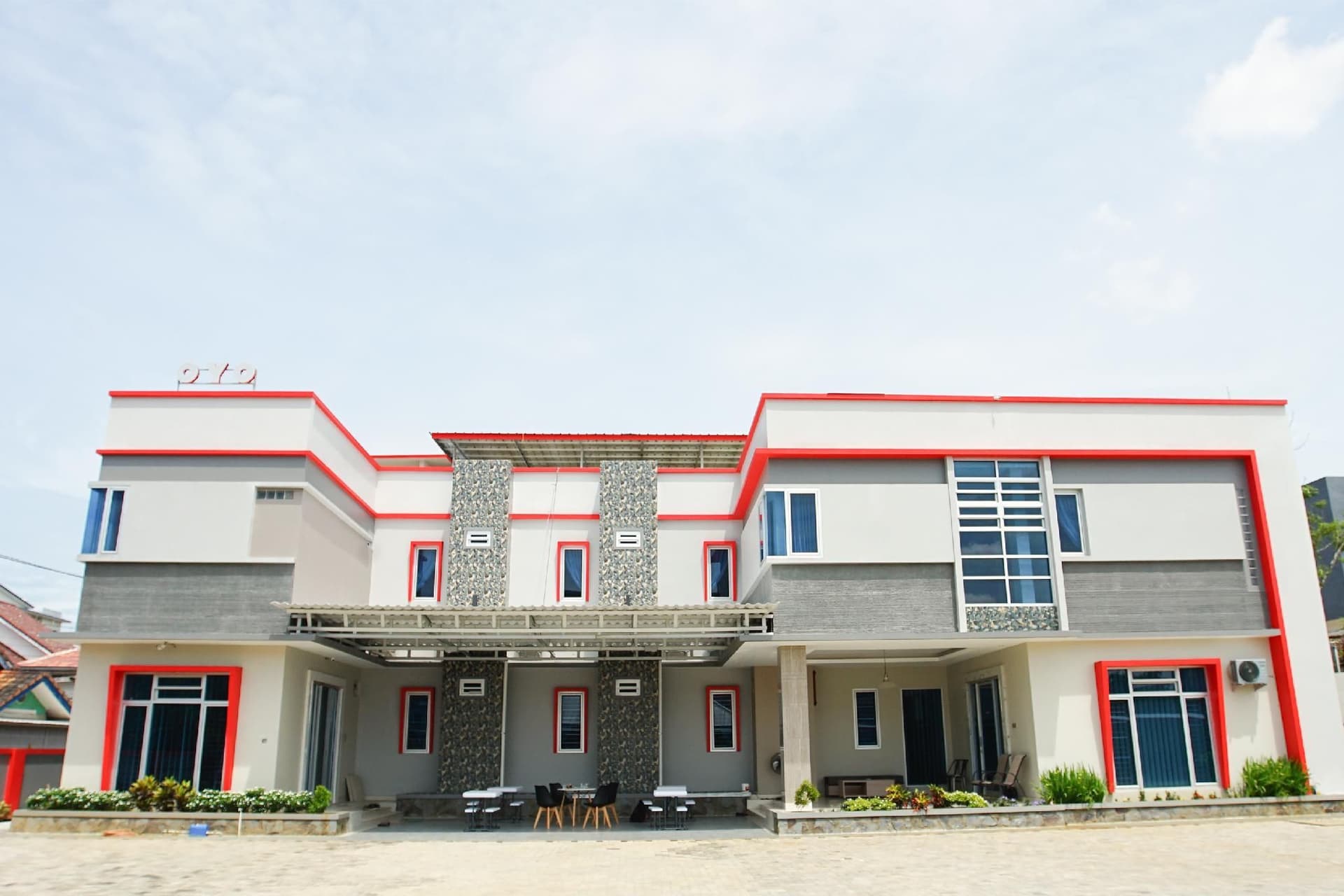 โอโย 185 โรริซ เฮาส์