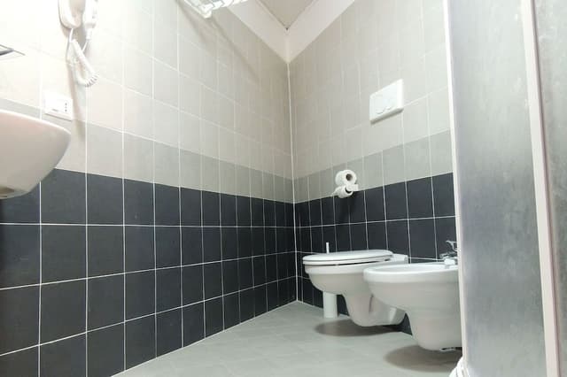 Basic Shared Dormitory, Private Bathroom