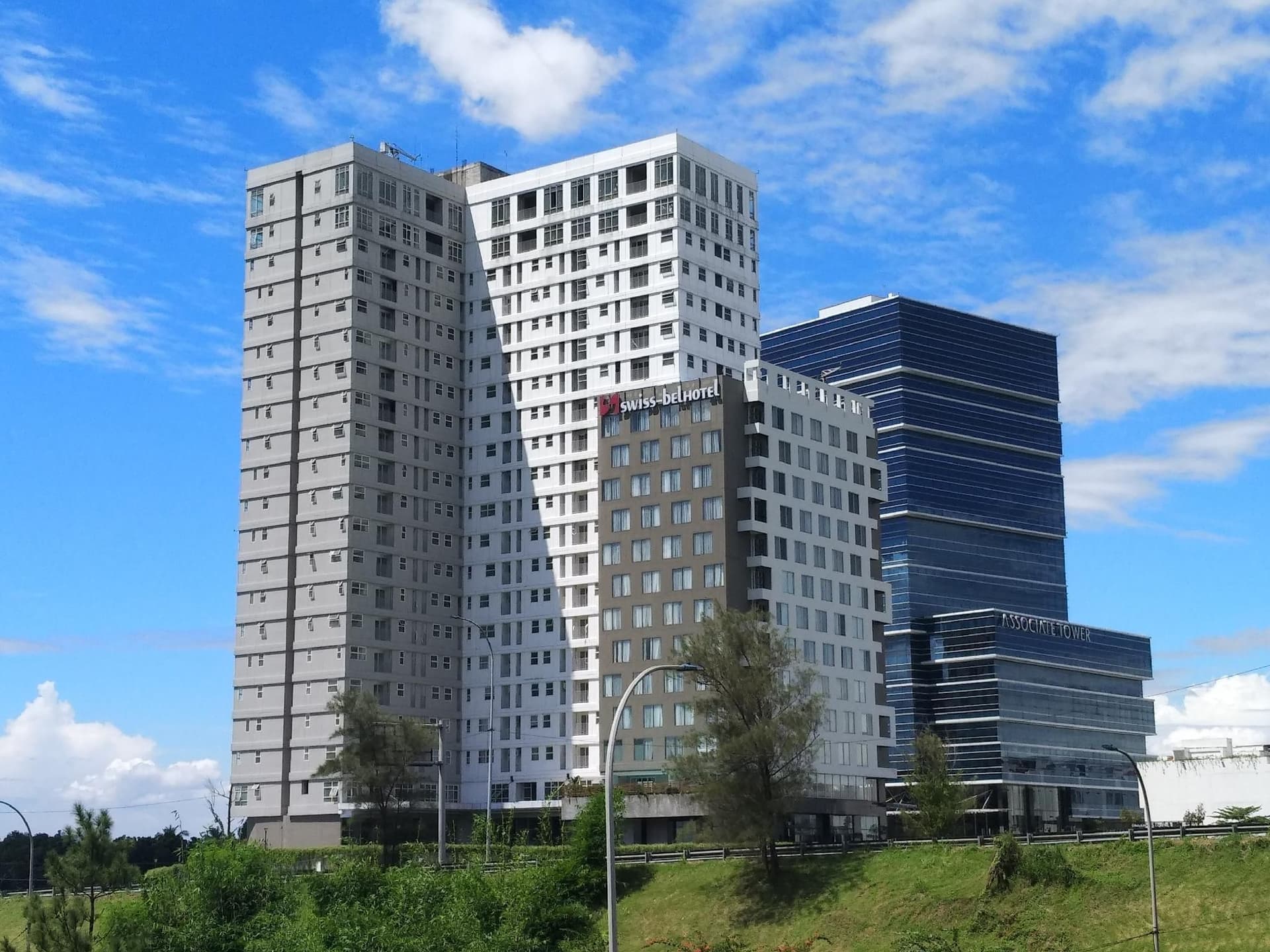 Swiss-Belcourt Serpong Swiss-Belcourt Serpong