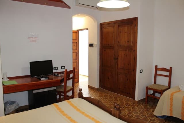 Classic Quadruple Room
