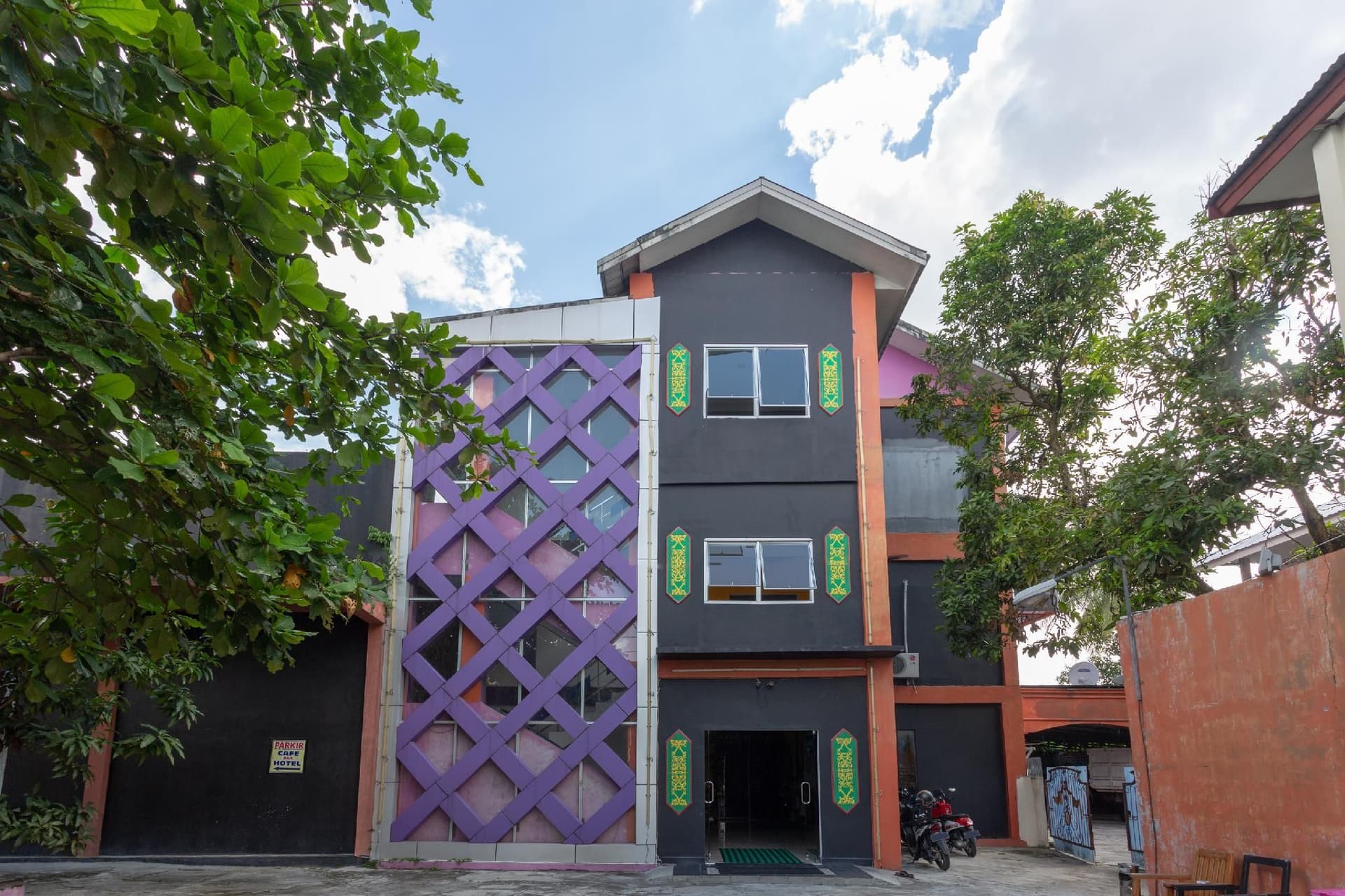 โอโย 3428 โฮเต็ล มาริมาร์