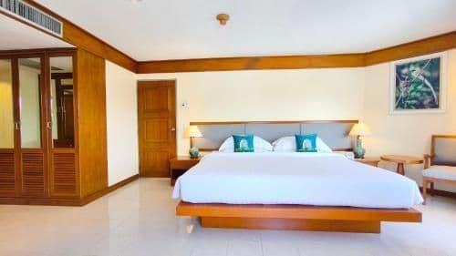 Two-Bedroom Suite