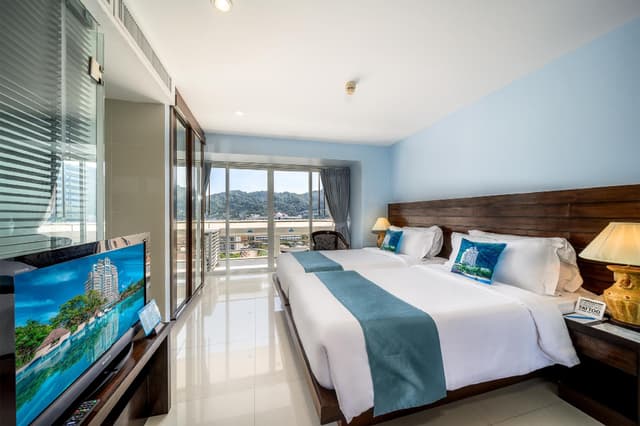 Two-Bedroom Suite