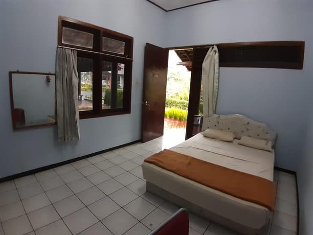 Economy Double Room