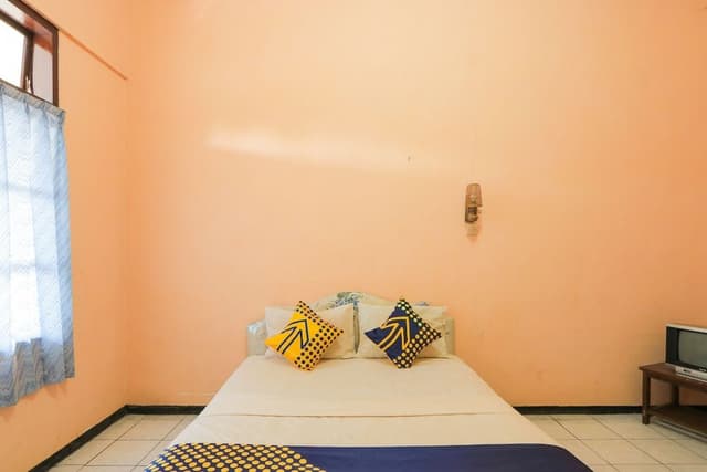 Economy Double Room