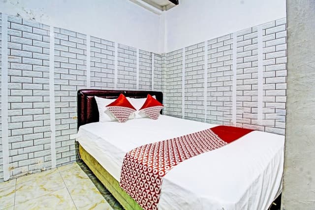 Economy Double Room