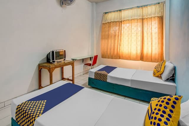 Classic Twin Room