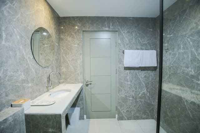 Executive Double Room, City View