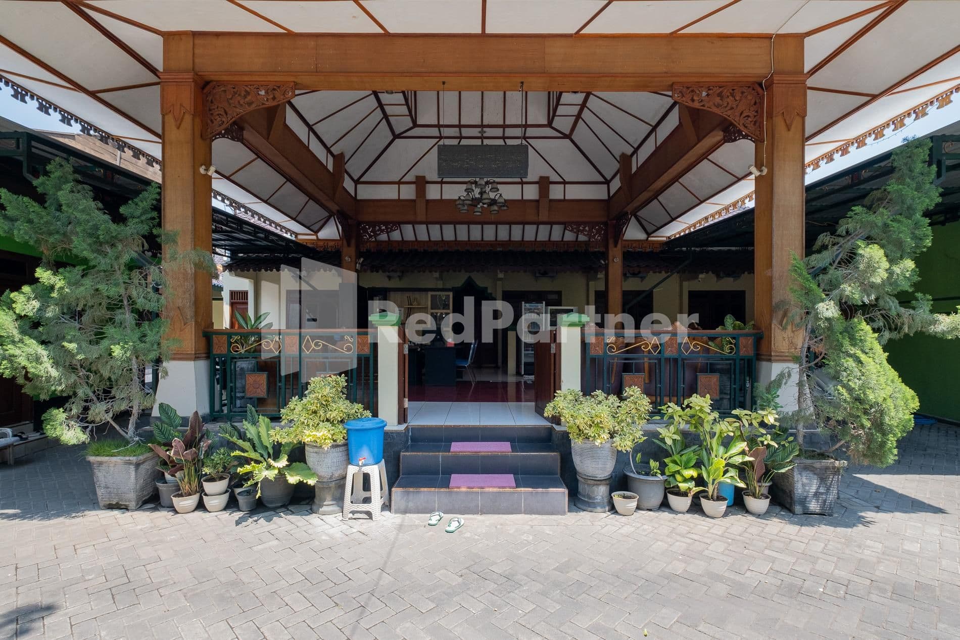 Hotel Wisata Ziarah Sunan Bonang Syariah Mitra RedDoorz Hotel Wisata Ziarah Sunan Bonang Syariah Mitra RedDoorz
