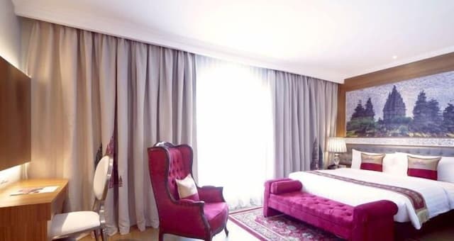 Deluxe Room, 1 Queen Bed, Non Smoking
