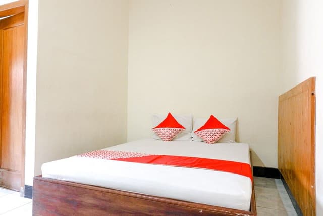 Basic Double Room