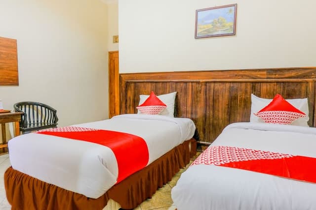 Deluxe Twin Room