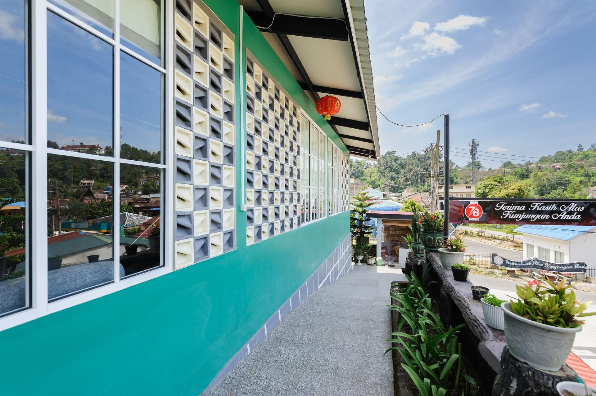 Hotel 78 Parapat Mitra RedDoorz Hotel 78 Parapat Mitra RedDoorz