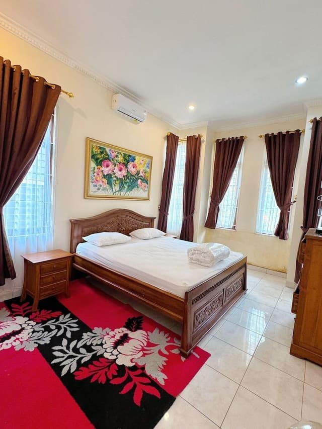 Exclusive Villa, 4 Bedrooms, Balcony, River View