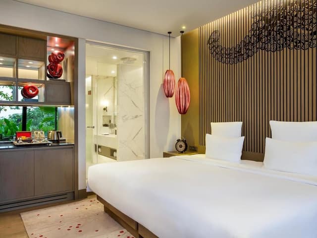 Deluxe Room, 1 King Bed