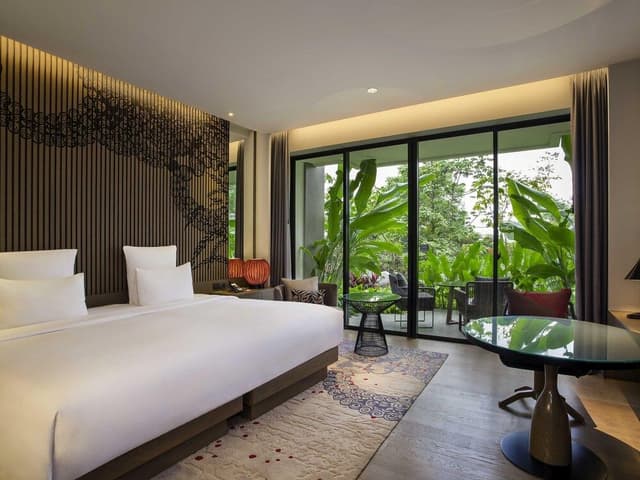 Deluxe Room, 1 King Bed