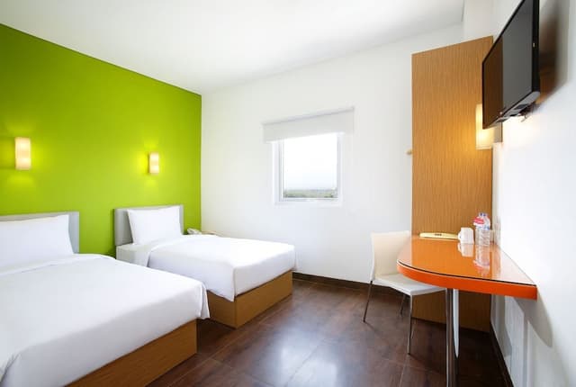 Smart Room Hollywood