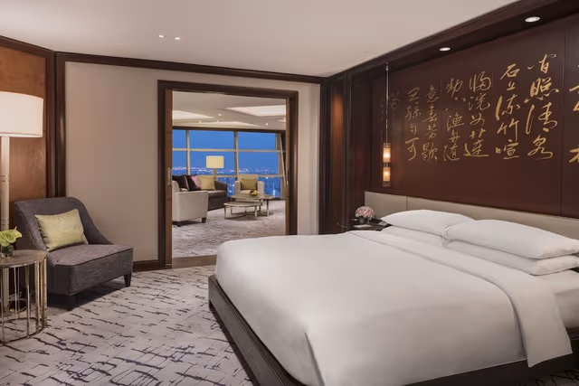 Suite (Diplomat)