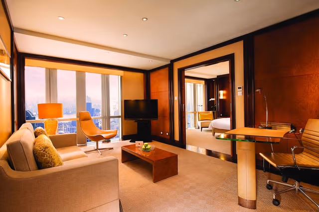 Grand Suite, 1 King Bed, City View