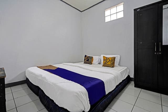Basic Double Room