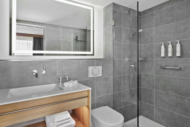 Deluxe Room, 1 King Bed, Non Smoking, City View