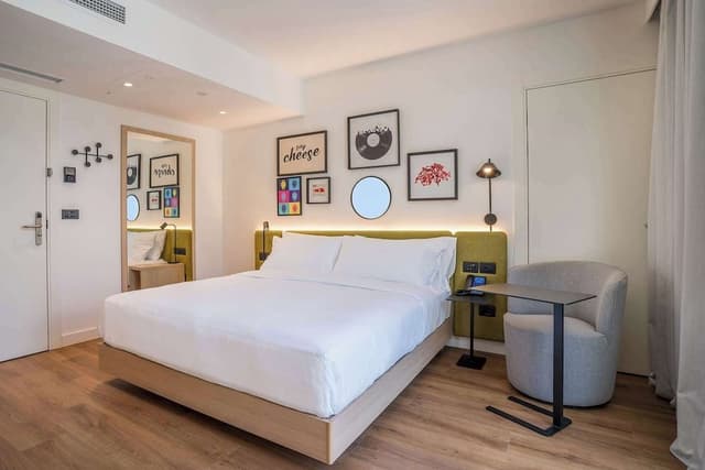 Room, 1 King Bed
