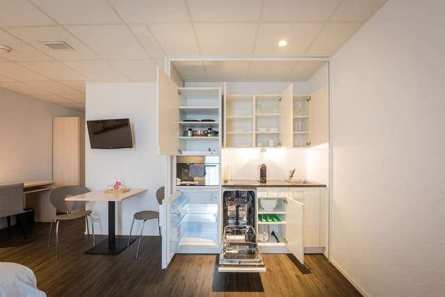 Executive Studio, Terrace (Kitchen)