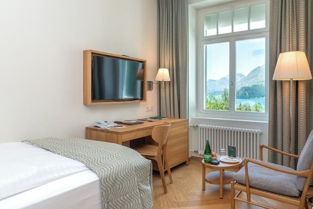 Single Room (Small)