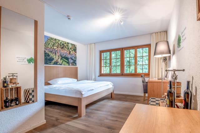 Queen Room