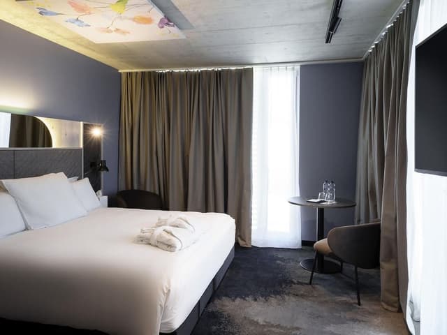 Privilege, Room, 1 King Bed