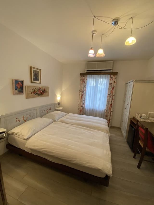 Classic Double Room