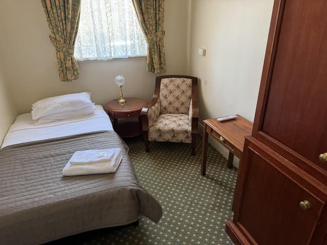 Room 2