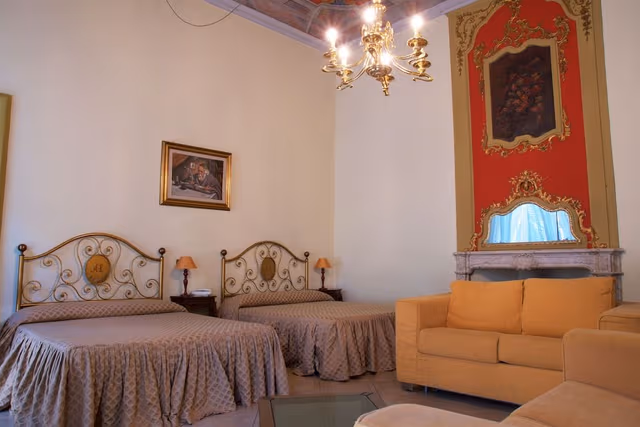 Deluxe Suite