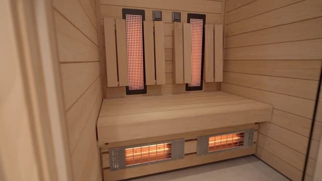 Deluxe Studio