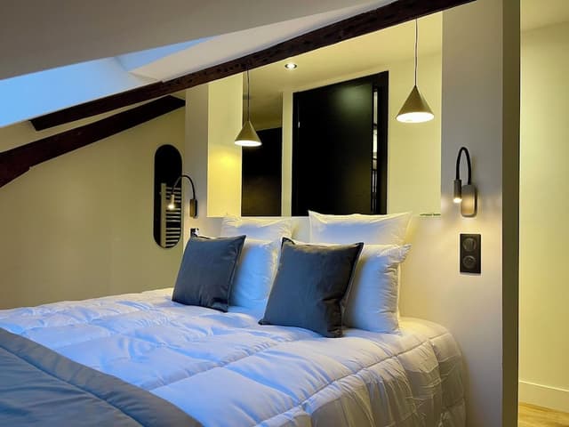Superior Duplex, 2 Bedrooms, 2 Bathrooms