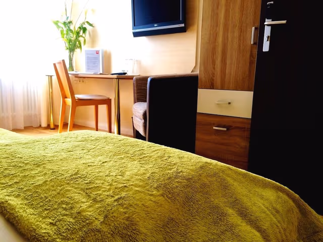 Basic Double or Twin Room