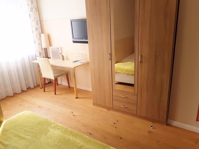 Basic Double or Twin Room