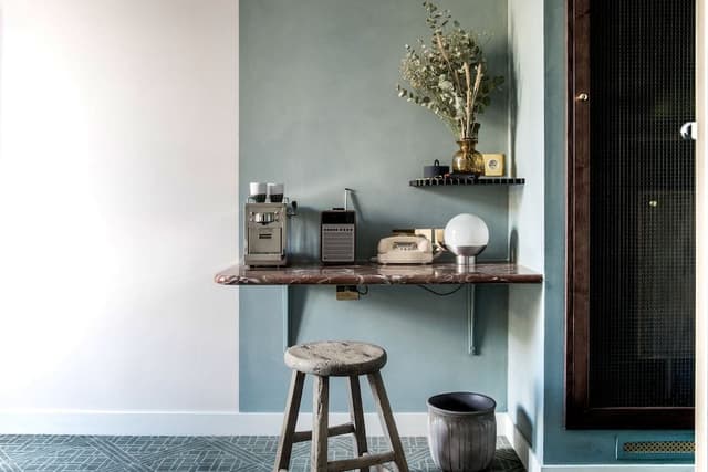 Room (Uzès)