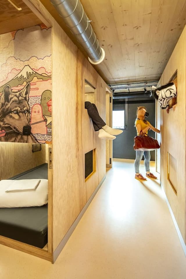 Cabin, 1 Queen Bed, Shared Bathroom