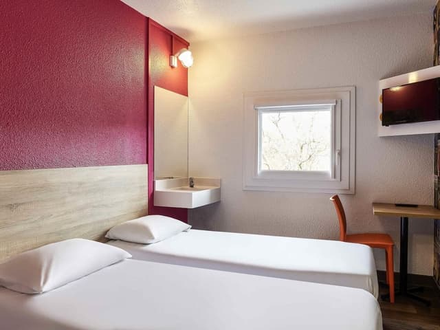 Room, 1 Double Bed (Side Car)